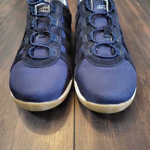 Dansko Harlie Leather Navy Blue Suede Toggle Sneakers Womens EU 40/ US 9.5 - Picture 3 of 9